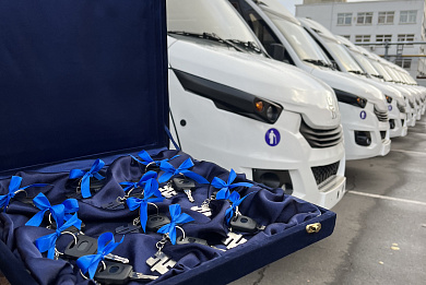 CEREMONIAL HANDOVER OF A BATCH OF NEMAN-420423-501 SUBURBAN BUSES
