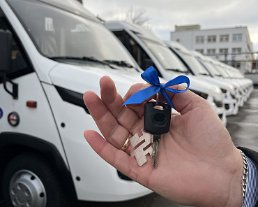 Фото по теме «‎Торжественная передача партии пригородных автобусов Неман-420423-501» №1