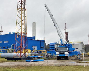 Related photo «‎THE PILOT OPERATION OF THE HALYCHANIN TRUCK CRANE ON THE CHASSIS OF OJSC 
