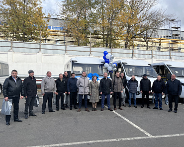 Related photo «‎CEREMONIAL HANDOVER OF A BATCH OF NEMAN-420423-501 SUBURBAN BUSES» №2