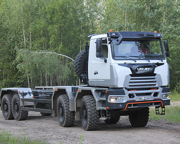 Фото по теме «‎Поставка нового шасси МЗКТ-750004-10» №1