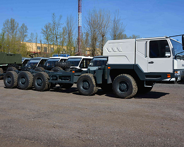 Related photo «‎All-wheel drive chassis MZKT-750001 with Euro-5 engine» №1
