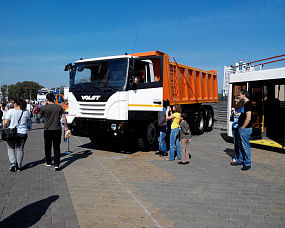 Related photo «‎Volat demonstrated the MZKT-750100-021 dump truck during the Minsk city day» №2